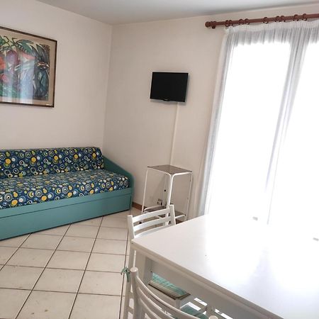 Condominio Maria Lignano Sabbiadoro Exterior foto